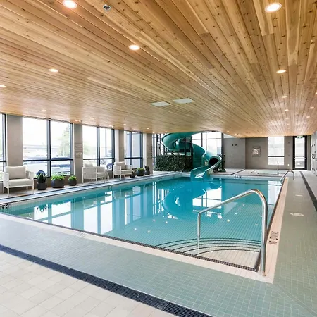 Sandman Signature Winnipeg Airport Hotel & Suites-3